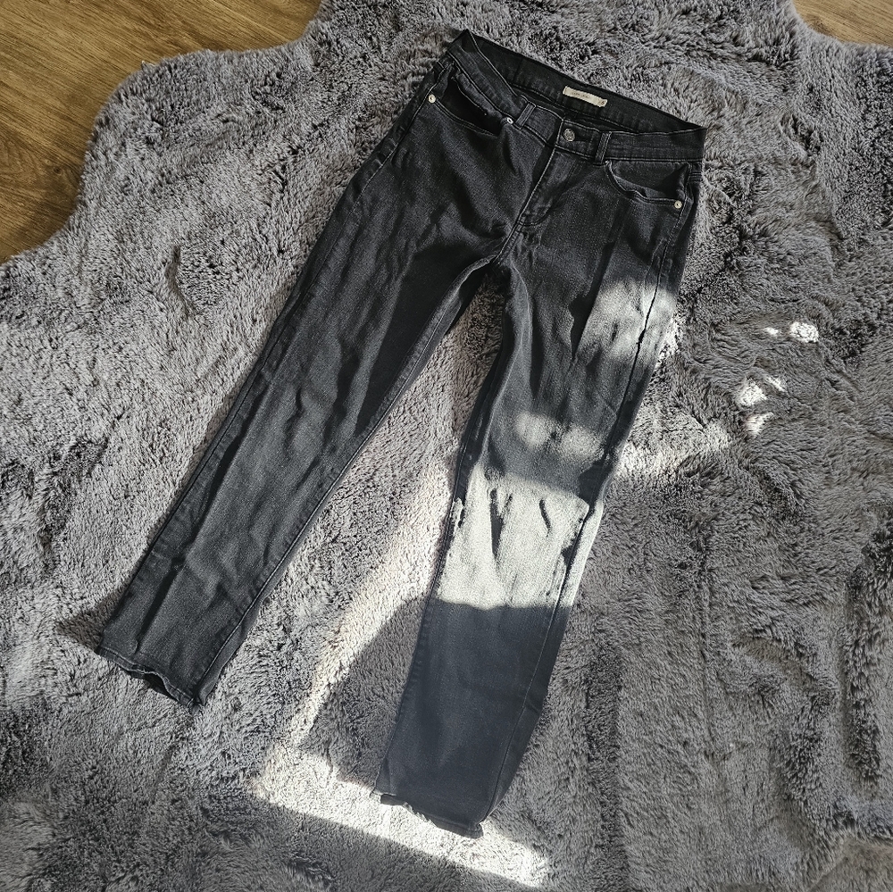 Classic Straight Black Levi's Jeans Sz 6